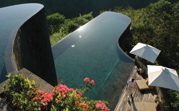 Ubud-Hanging-Gardens-Bali