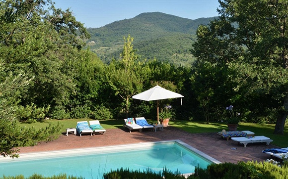 lake-iseo-italy-hotel-outdoor-swimming-pool