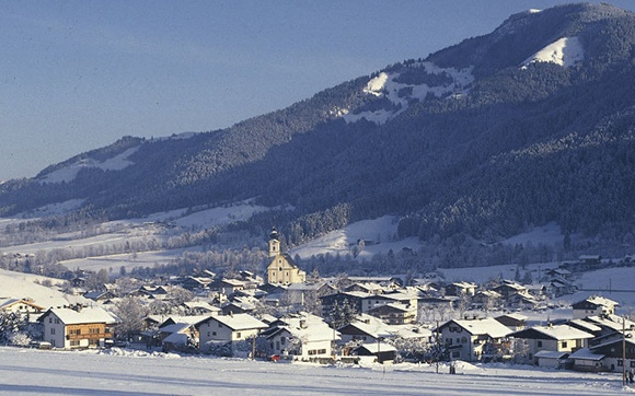 wilder-kaiser-brixental-austria-village