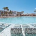 Het centraal gelegen Grand Palladium White Island hotel is een pareltje voor wie uit is op een luxevakantie op Ibiza Het centraal gelegen Grand Palladium White Island hotel is een pareltje voor wie uit is op een luxevakantie op Ibiza
