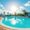 Beleef een complete strandvakantie met de nadruk op comfort in Aparthotel Paradise Island