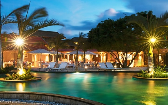 Mauritius hotel swimming pool
